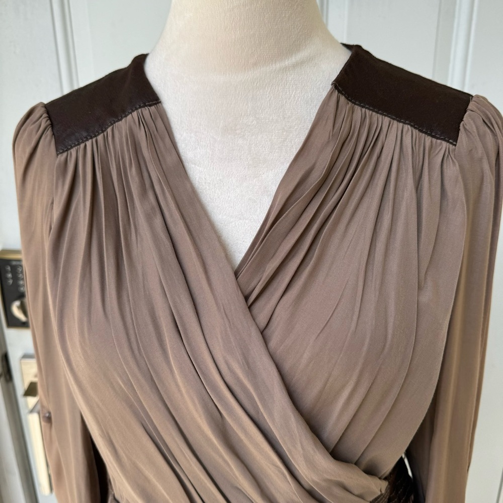 DOUBLE ZERO.Long Sleeve Wrap Dress.Faux Leather accents on shoulder/Slee… - Picture 3 of 12